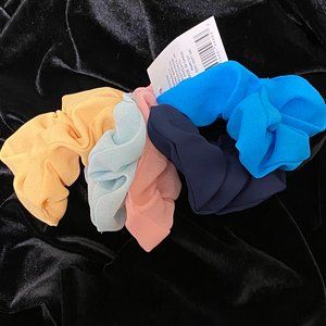 Scrunchie Set of 5 Blue/Yellow/Pink